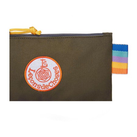 trousse plate kaki arc en ciel série limitée