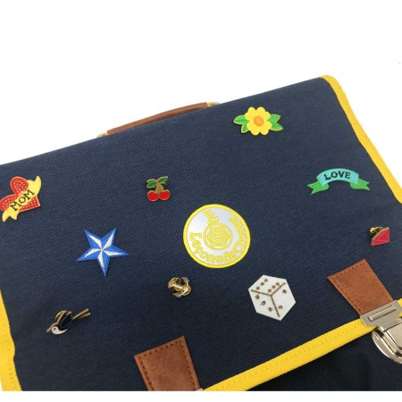 Set de pins et patch Leçons de Choses