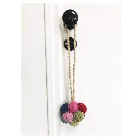Patère boule de crochet fille  Leçons de Choses