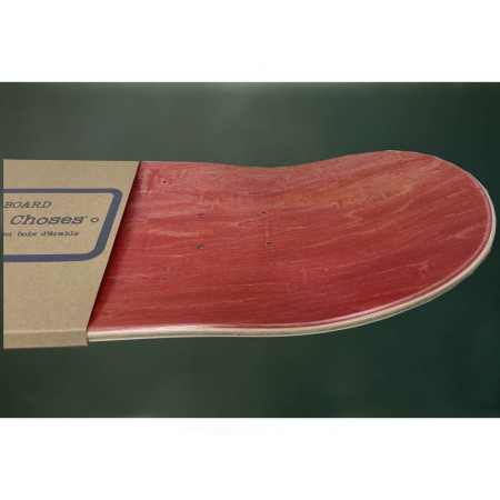 étagère skateboard rouge et boi