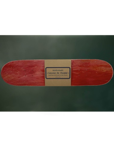 étagère skateboard rouge et bois