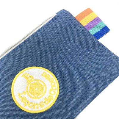 trousse plate jean bande arc en ciel 2