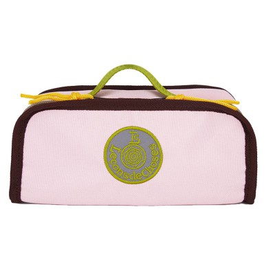 trousse rose leçons de choses pratique pour les ados