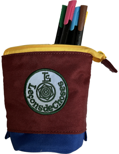 trousse-porte-crayon-bleu-et-bordeaux-leçons-de-choses