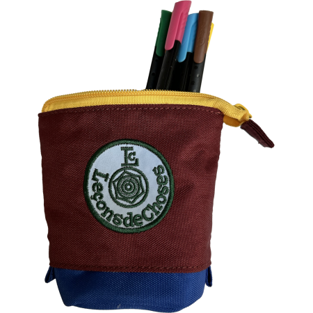 trousse-porte-crayon-bleu-et-bordeaux-leçons-de-choses