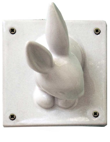 Lapin en céramique blanc